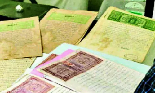 Lucknow: रजिस्ट्री में बड़े पैमाने पर स्टाम्प चोरी