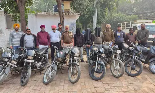 Kapurthala में चोरी की नौ गाड़ियों के साथ तीन गिरफ्तार Kapurthala में चोरी की नौ गाड़ियों के साथ तीन गिरफ्तार