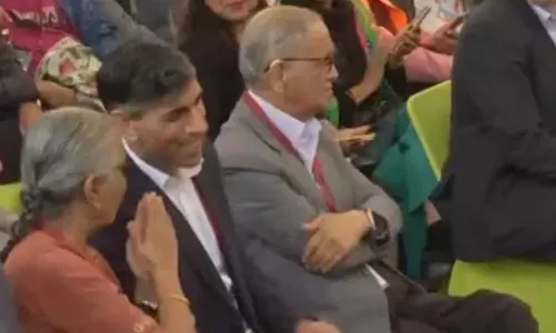 जयपुर लिट फेस्ट में शामिल हुए ऋषि सुनक, देखें VIDEO जयपुर लिट फेस्ट में शामिल हुए ऋषि सुनक, देखें VIDEO