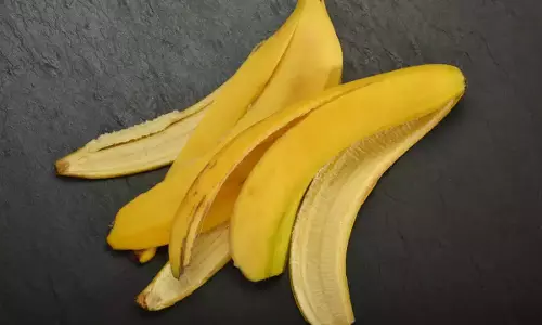 केले के छिलकों के 5 अद्भुत उपयोग