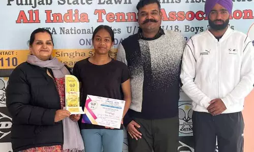Ranjhana ने टेनिस टूर्नामेंट में दोहरा स्वर्ण हासिल किया Ranjhana ने टेनिस टूर्नामेंट में दोहरा स्वर्ण हासिल किया