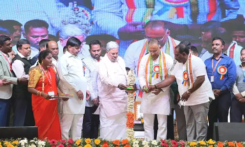 CM Siddaramaiah: चयनितों को वेतन वृद्धि, बोनस और स्थानांतरण का वादा किया CM Siddaramaiah: चयनितों को वेतन वृद्धि, बोनस और स्थानांतरण का वादा किया