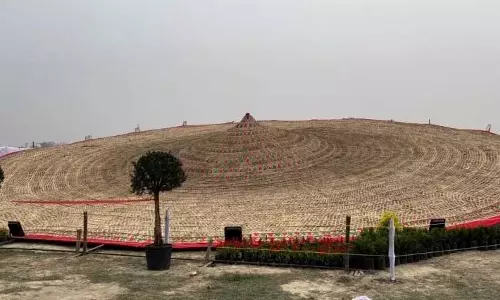 Assam की विशालकाय ‘जापी’ ने रचा इतिहास, इंडिया बुक ऑफ रिकॉर्ड्स में दर्ज हुआ नाम Assam की विशालकाय ‘जापी’ ने रचा इतिहास, इंडिया बुक ऑफ रिकॉर्ड्स में दर्ज हुआ नाम