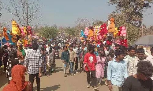 Keslapur में नागोबा जतारा के लिए आदिवासियों की भीड़ उमड़ी