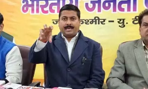 भाजपा ने SPO मानदेय वृद्धि पर बयान के लिए उमर से सार्वजनिक माफी की मांग की