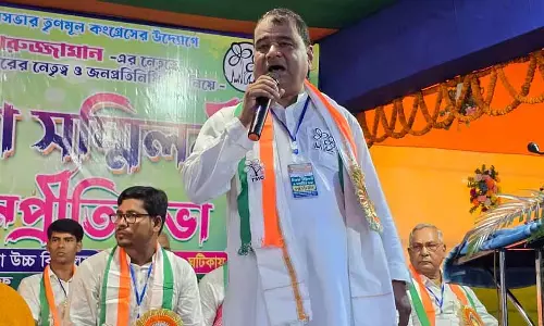 Murshidabad में सभी जगहों पर भारत-बांग्लादेश सीमा पर बाड़ लगाने का आह्वान किया Murshidabad में सभी जगहों पर भारत-बांग्लादेश सीमा पर बाड़ लगाने का आह्वान किया