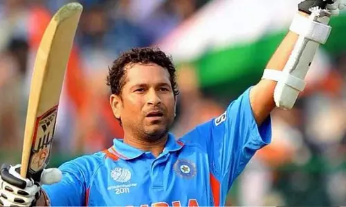 सचिन तेंदुलकर को मिला BCCI लाइफटाइम अचीवमेंट पुरस्कार सचिन तेंदुलकर को मिला BCCI लाइफटाइम अचीवमेंट पुरस्कार