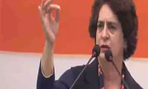 BJP की राजनीति हमेशा से धर्मों को लड़ाने की रही: प्रियंका गांधी BJP की राजनीति हमेशा से धर्मों को लड़ाने की रही: प्रियंका गांधी