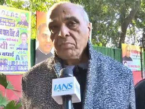 लोकसभा में सोमवार को वक्फ (संशोधन) विधेयक की रिपोर्ट पेश करेंगे जेपीसी अध्यक्ष जगदंबिका पाल लोकसभा में सोमवार को वक्फ (संशोधन) विधेयक की रिपोर्ट पेश करेंगे जेपीसी अध्यक्ष जगदंबिका पाल