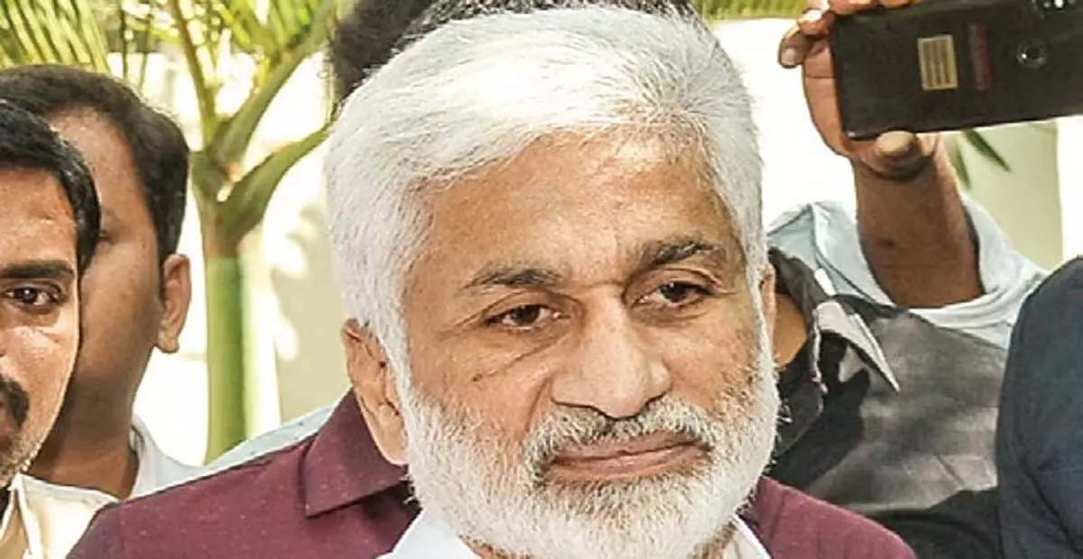 Andhra: विजयसाई रेड्डी ने हैदराबाद में शर्मिला से मुलाकात की Andhra: विजयसाई रेड्डी ने हैदराबाद में शर्मिला से मुलाकात की