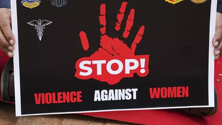 UP: अयोध्या में दलित महिला का शव मिला, परिवार ने लगाया हत्या का आरोप UP: अयोध्या में दलित महिला का शव मिला, परिवार ने लगाया हत्या का आरोप