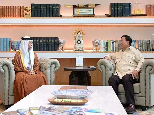 UAE, इंडोनेशिया ने विभिन्न क्षेत्रों में सहयोग को मजबूत करने की समीक्षा की UAE, इंडोनेशिया ने विभिन्न क्षेत्रों में सहयोग को मजबूत करने की समीक्षा की