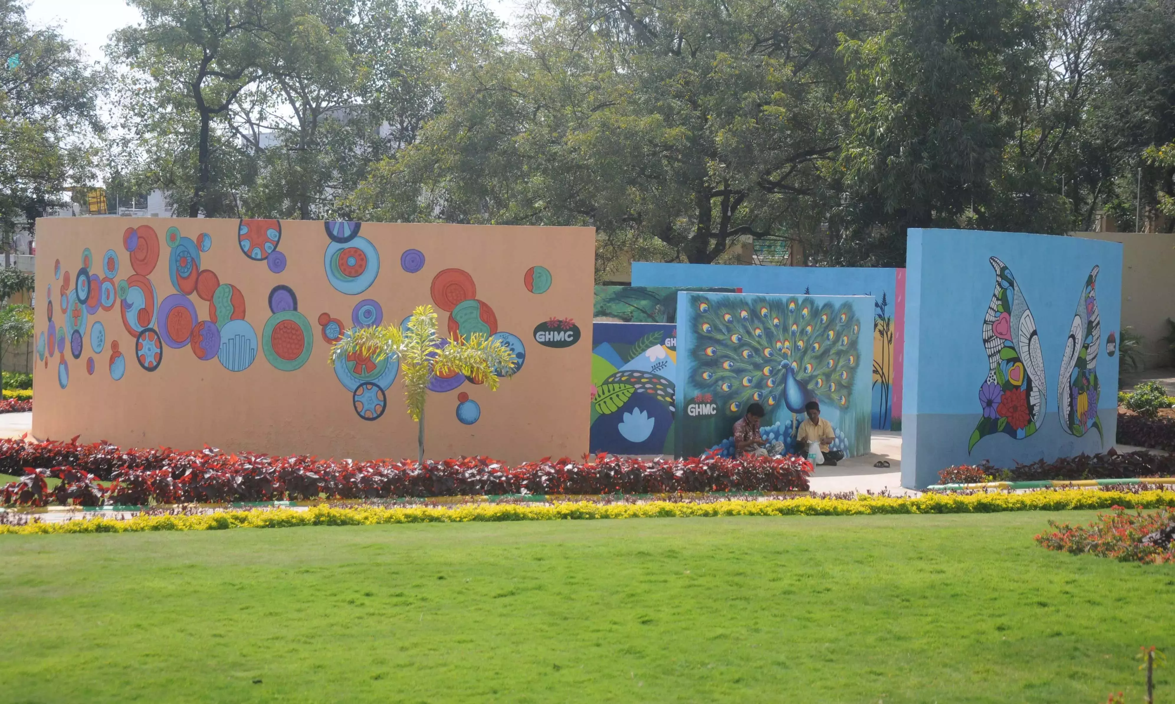 GHMC ने मल्लापुर में कलर थीम पार्क का उद्घाटन किया GHMC ने मल्लापुर में कलर थीम पार्क का उद्घाटन किया