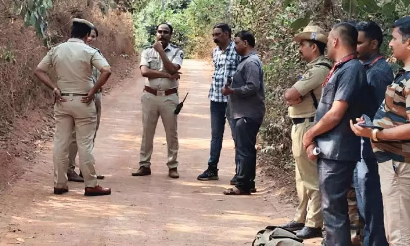 बैंक डकैती आरोपी का भागने का प्रयास: पुलिस ने गोली मारकर उसकी हत्या कर दी बैंक डकैती आरोपी का भागने का प्रयास: पुलिस ने गोली मारकर उसकी हत्या कर दी