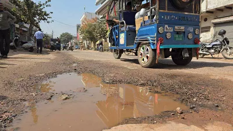 Haryana : झज्जर की सीवरेज, ड्रेनेज व्यवस्था को मजबूत किया जाएगा Haryana : झज्जर की सीवरेज, ड्रेनेज व्यवस्था को मजबूत किया जाएगा