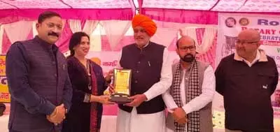 Haryana : थानेसर नगर निगम का कर्मचारी 5,000 रुपये की रिश्वत लेते गिरफ्तार Haryana : थानेसर नगर निगम का कर्मचारी 5,000 रुपये की रिश्वत लेते गिरफ्तार