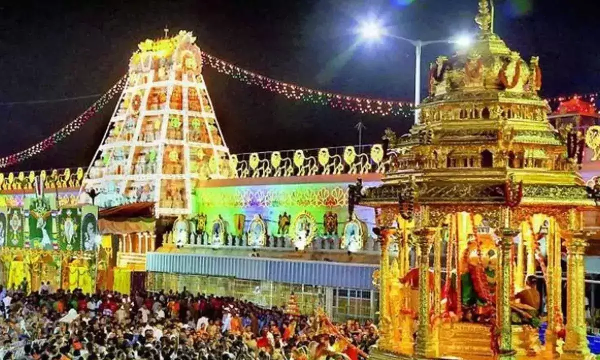 Andhra: तिरुमाला रथ सप्तमी समारोह के लिए तैयार Andhra: तिरुमाला रथ सप्तमी समारोह के लिए तैयार