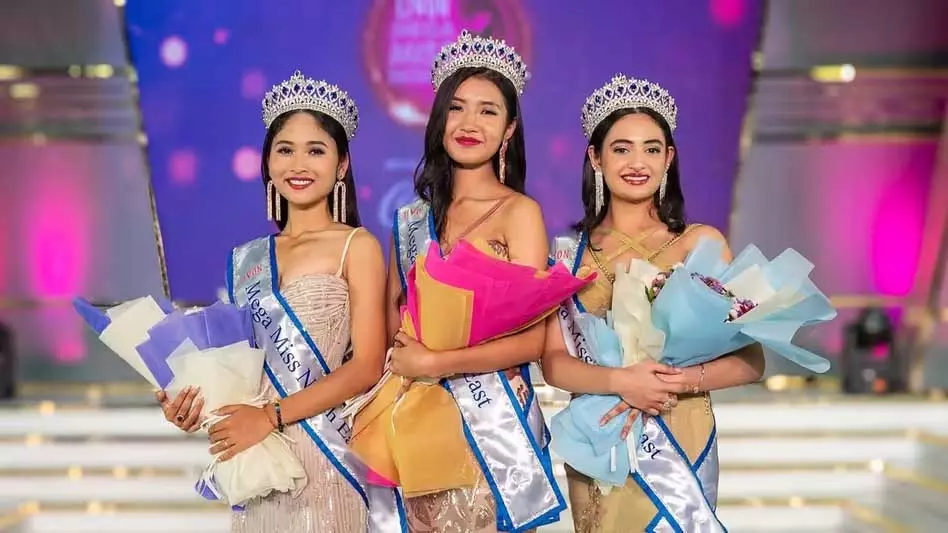 Assam : ग्रेसी, क्रिस्टीना और चयनिका ने मेगा मिस नॉर्थ ईस्ट में इतिहास रचा Assam : ग्रेसी, क्रिस्टीना और चयनिका ने मेगा मिस नॉर्थ ईस्ट में इतिहास रचा