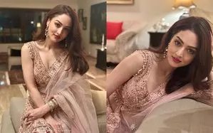 संदीपा धर ने Vaishno Devi के दर्शन के साथ जन्मदिन की रस्म पूरी की संदीपा धर ने Vaishno Devi के दर्शन के साथ जन्मदिन की रस्म पूरी की