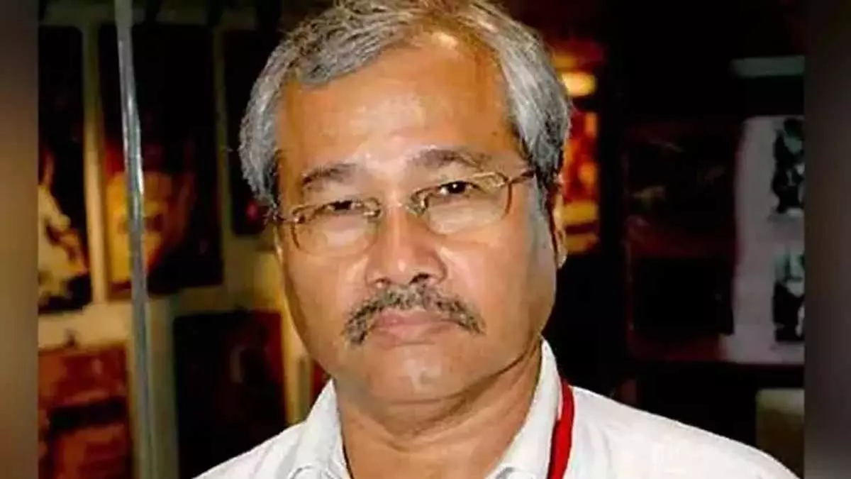 मिलिए Paatal Lok 2 के अभिनेता से, जो 12 बार राष्ट्रीय पुरस्कार विजेता मिलिए Paatal Lok 2 के अभिनेता से, जो 12 बार राष्ट्रीय पुरस्कार विजेता