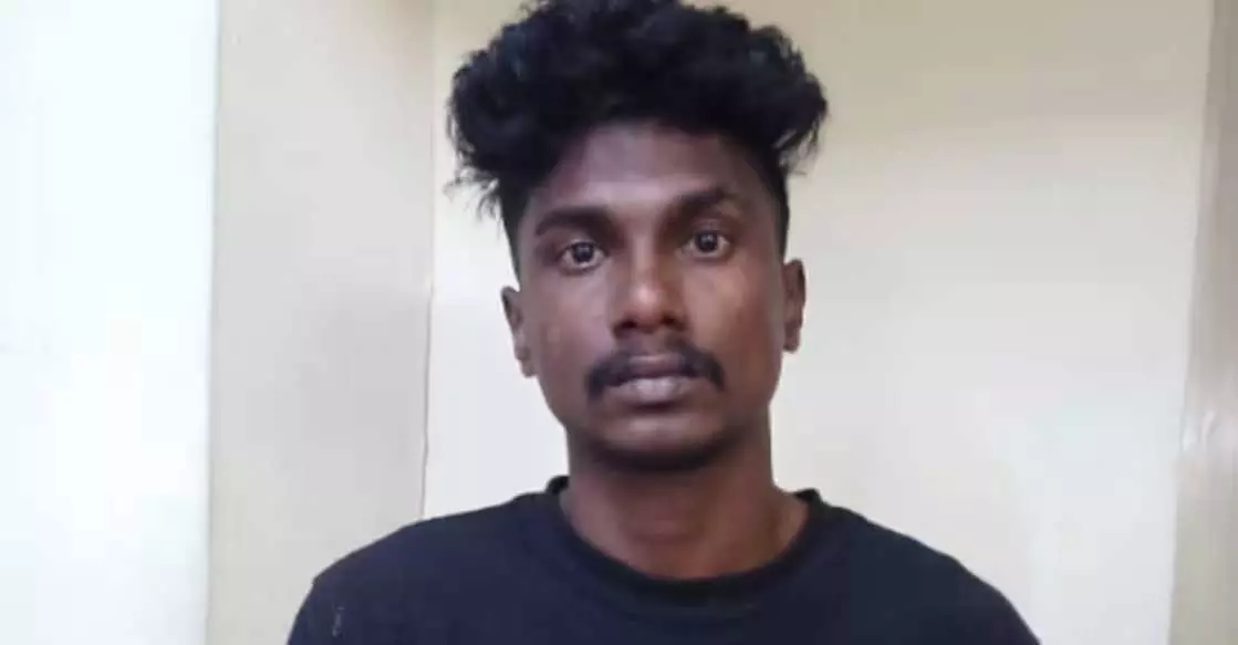 Kerala : चोट्टानिकारा बलात्कार-हत्या पोस्टमार्टम रिपोर्ट में गला घोंटने से मस्तिष्क मृत्यु का उल्लेख Kerala : चोट्टानिकारा बलात्कार-हत्या पोस्टमार्टम रिपोर्ट में गला घोंटने से मस्तिष्क मृत्यु का उल्लेख