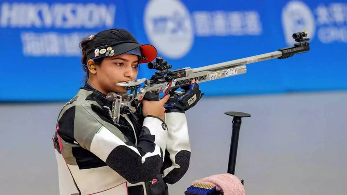 38th National Games: आशी चौकसे ने 50 मीटर राइफल 3 पोजीशन में राष्ट्रीय रिकॉर्ड तोड़ा 38th National Games: आशी चौकसे ने 50 मीटर राइफल 3 पोजीशन में राष्ट्रीय रिकॉर्ड तोड़ा