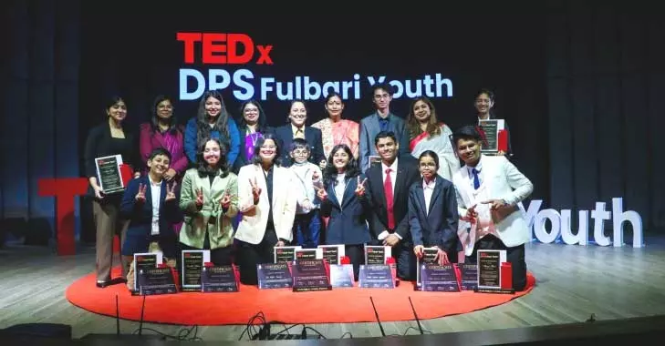 DPS फुलबारी ने सफलतापूर्वक पहला TEDx स्कूल कार्यक्रम आयोजित किया DPS फुलबारी ने सफलतापूर्वक पहला TEDx स्कूल कार्यक्रम आयोजित किया