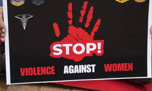 UP: अयोध्या में दलित महिला का शव मिला, परिवार ने लगाया हत्या का आरोप UP: अयोध्या में दलित महिला का शव मिला, परिवार ने लगाया हत्या का आरोप