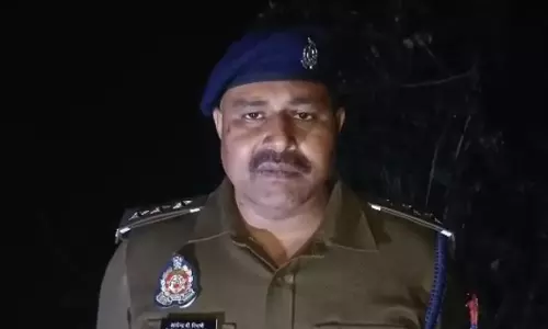 पुलिस ने मुठभेड़ के बाद दोहरे हत्याकांड में शामिल इनामी बदमाश को किया गिरफ्तार