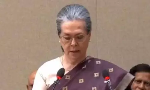 राष्ट्रपति पर टिप्पणी को लेकर सोनिया गांधी के खिलाफ बिहार की अदालत में शिकायत