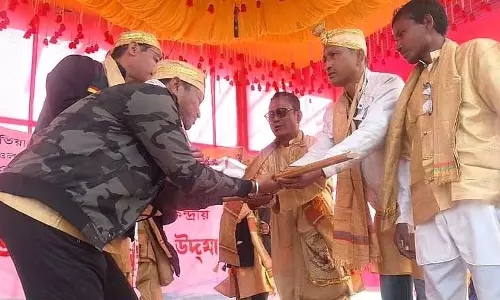 Assam : सूटिया में मुला गभरू मोइदाम में मी-डैम-मी-फी उत्सव मनाया गया