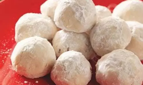 बादाम बॉल्स रेसिपी बादाम बॉल्स रेसिपी