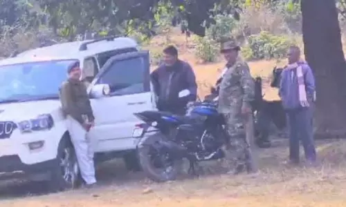 नक्सलियों ने अपहरण के बाद शख्स की हत्या कर शव जंगल में फेंका नक्सलियों ने अपहरण के बाद शख्स की हत्या कर शव जंगल में फेंका