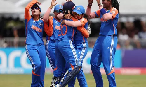 Women’s U19 World Cup Final: टीम इंडिया ने किया वर्ल्ड कप पर कब्जा, फाइनल में द. अफ्रीका को हराया Women’s U19 World Cup Final: टीम इंडिया ने किया वर्ल्ड कप पर कब्जा, फाइनल में द. अफ्रीका को हराया