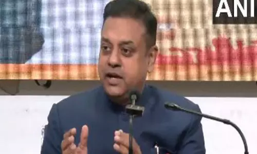 केजरीवाल के वोट खरीदने के आरोप पर BJP के संबित पात्रा ने पलटवार किया