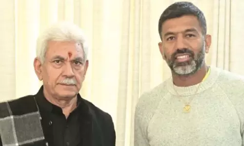 अंतरराष्ट्रीय टेनिस स्टार रोहन बोपन्ना ने J&K के एलजी मनोज सिन्हा से मुलाकात की