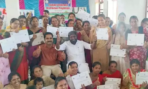 Telangana: किसान परिवार के सीईओ ने अनाथों को दिया दान