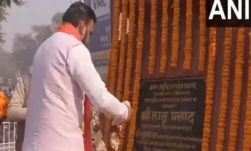 Bihar उपमुख्यमंत्री ने दिवंगत जगदेव प्रसाद को उनकी जयंती पर श्रद्धांजलि दी