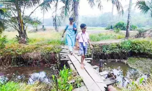 Kerala: परिवहन के अभाव में फंसे वट्टुकरी निवासी