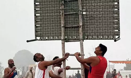 Kila Raipur में ग्रामीण ओलंपिक के दूसरे दिन साहसिक कारनामे और दौड़ का प्रदर्शन
