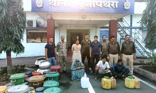 रायगढ़ में अवैध शराब बेचने वाले 3 आरोपी गिरफ्तार