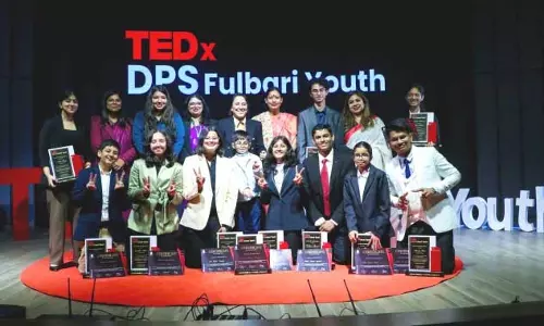 DPS फुलबारी ने सफलतापूर्वक पहला TEDx स्कूल कार्यक्रम आयोजित किया DPS फुलबारी ने सफलतापूर्वक पहला TEDx स्कूल कार्यक्रम आयोजित किया