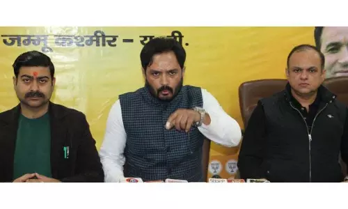 BJP ने कहा- उमर ने ‘बीटिंग द रिट्रीट’ में शामिल न होकर संविधान का अपमान किया