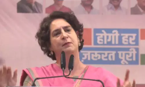 प्रियंका गांधी ने सीमापुरी की जनता को किया संबोधन, देखें LIVE VIDEO...