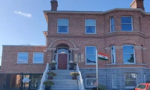 Ireland: भारतीय दूतावास ने दुर्घटना में दो नागरिकों की मौत पर शोक व्यक्त किया