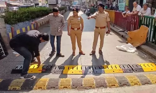 Thane रेलवे स्टेशन क्षेत्र में टायर किलर