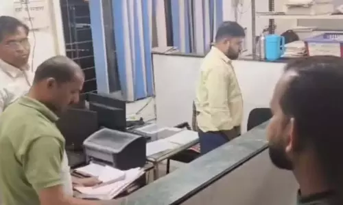कल्याण डोंबिवली नगर पालिका क्लर्क रिश्वत लेते गिरफ्तार