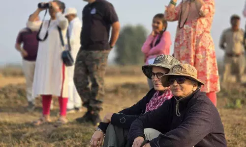 ऑस्ट्रेलियाई नागरिक ने Asifabad बर्ड वॉक में हिस्सा लिया