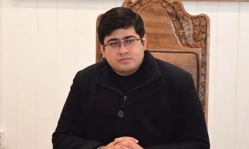DC गबाल ने राजस्व विभाग के कामकाज की समीक्षा की DC गबाल ने राजस्व विभाग के कामकाज की समीक्षा की
