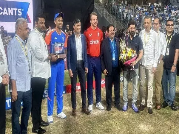 ब्रिटेन के पूर्व प्रधानमंत्री ने Team India को 150 रनों की ऐतिहासिक जीत पर बधाई दी